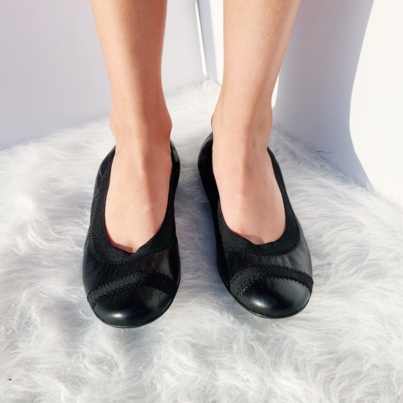 stuart weitzman leather ballet flats